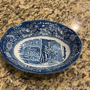 Liberty Blue Staffordshire serving bowl, historical colonial scenes, minute men